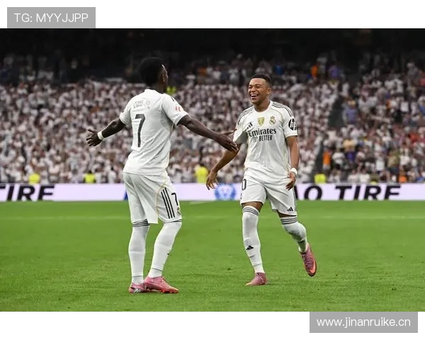 姆巴佩的巴黎困境与战术适配性的深层探究