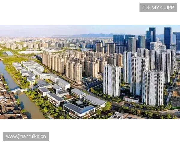 塞维利亚保级形势变化：近期表现波动对赛季走势产生直接影响